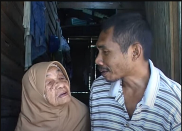 Baka (104) u braku sa 71 godinu MLAĐIM muškarcem: On joj je 23. muž po redu, a ovo što pre želi s njim